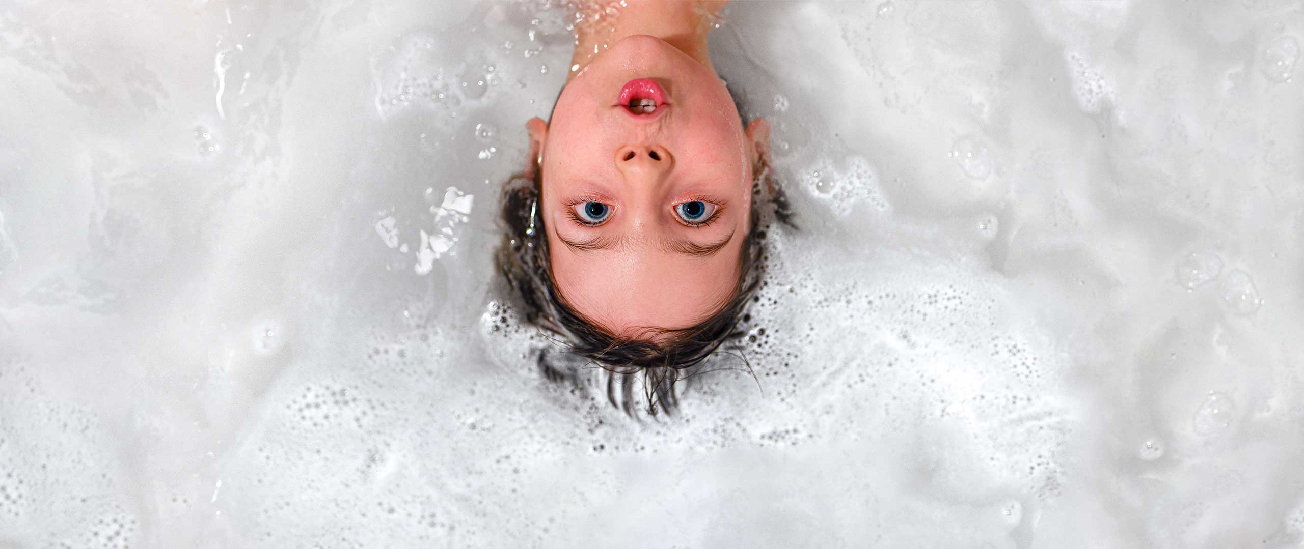 Les petits poissons dans l'eau...
